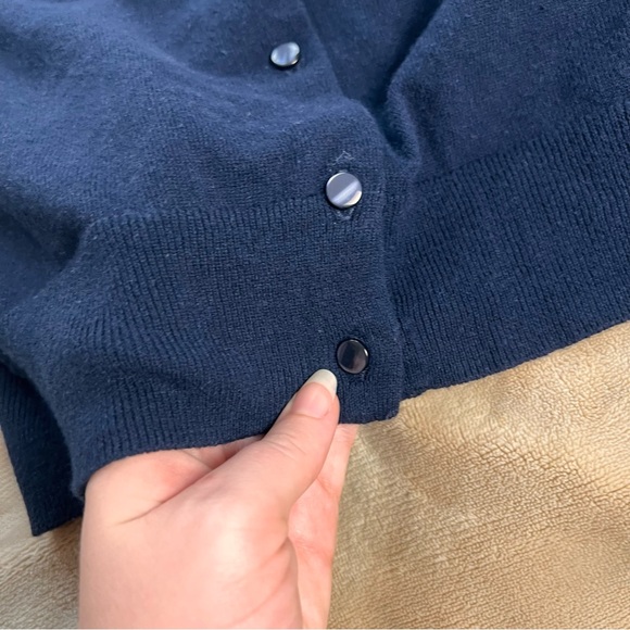 ANN TAYLOR Cotton Navy Blue Crewneck Button Up Lightweight Cardigan - Size L - Picture 7 of 12